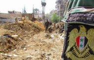 الجيش السوري يفك الطوق عن إدارة المركبات بحرستا ويواصل تطهير المنطقة