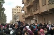 احتجاجات في الرقة تطالب بخروج الوحدات الكردية..