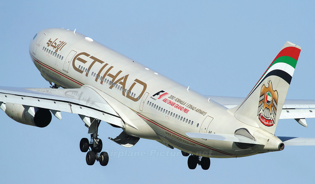 12 شركة طيران عالمية تطلب استئناف رحلاتها الى سورية