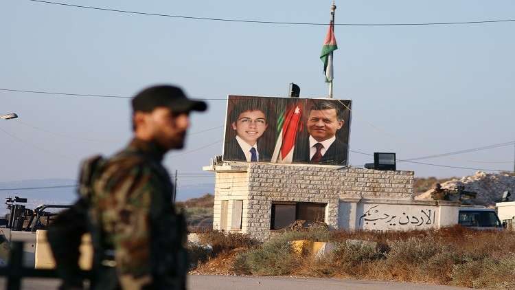 الأردن: وافقنا على عبور 800 سوري من الدفاع المدني لتوطينهم في دول غربية