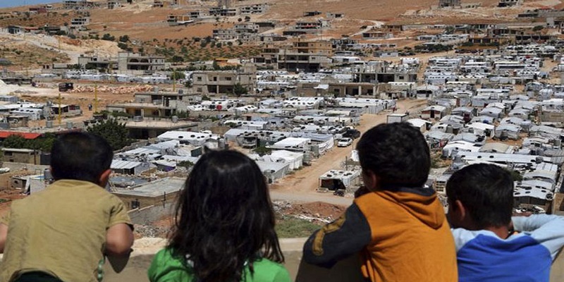 لبنان: البدء بهدم غرف اسمنتية للاجئين سوريين