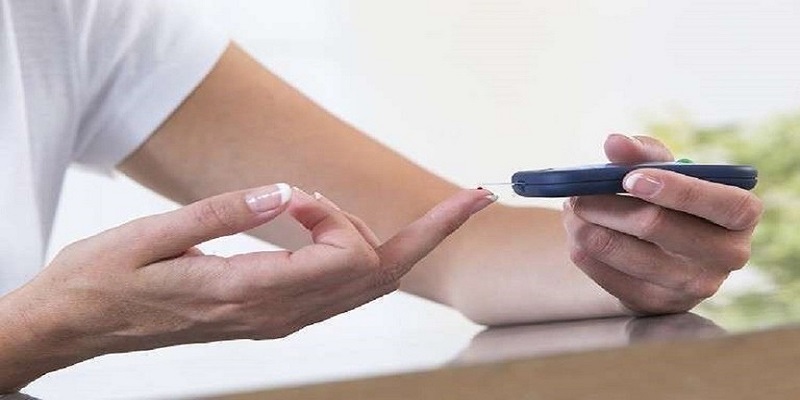علامات تدل على ارتفاع معدل السكر في الدم حتى إن لم تكن مصابا بالمرض المزمن