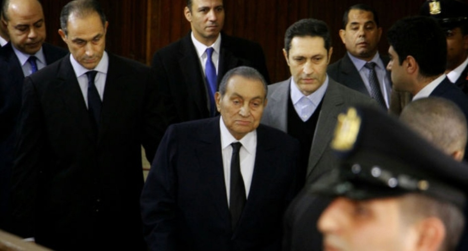 تفاصيل الساعات الأخيرة قبل وفاة حسني مبارك..