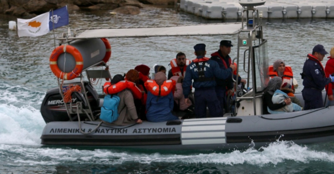 قبرص تعلن انها تشهد حالة طوارئ بسبب تدفق  مهاجرين سوريين!